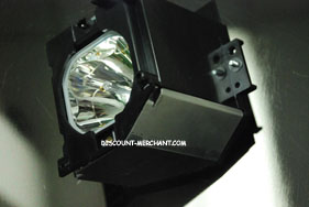 Hitachi LP700 UX21516 LCD Projection TV LAMP / Bulb Discount-Merchant.com