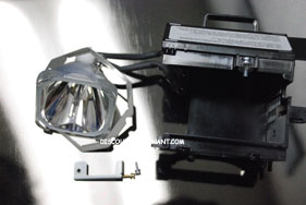 Hitachi LP700 UX21516 LCD Projection TV LAMP / Bulb Discount-Merchant.com