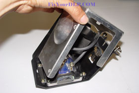 Samsung BP96-00677A / BP96-01415A Replacement Projection LCD Lamp (original Philips Lamp)