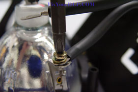 Samsung BP96-00677A / BP96-01415A Replacement Projection LCD Lamp (original Philips Lamp)