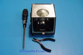 Samsung BP96-00826A Replacement Projection LCD Lamp (original Philips Lamp)