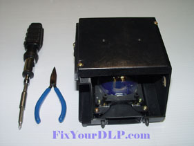 Samsung BP96-01073A Replacement Projection LCD Lamp (original Philips Lamp)