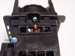 Sony XL-2500 Retiro Tornilloo de Cubierta