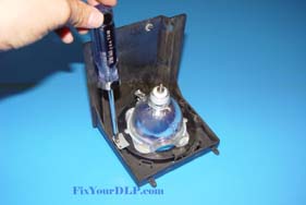 RCA 265103 260962 Replacement Projection LCD Lamp (original Philips Lamp)