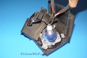 RCA 265103 260962 Replacement Projection LCD Lamp (original Philips Lamp)