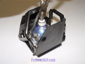 Samsung BP96-01472A Replacement Projection LCD Lamp (original Philips Lamp)