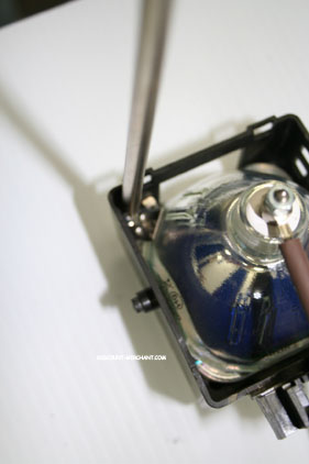 Sony XL-2100U Replacement Projection LCD Lamp (original Philips Lamp)