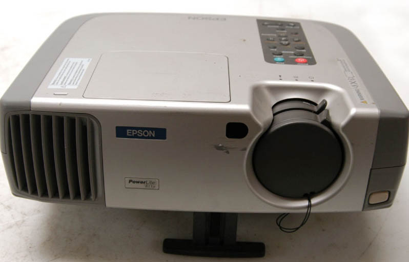 Epson_EMP-800UG_projector_Epson_ELPLP15_lamp