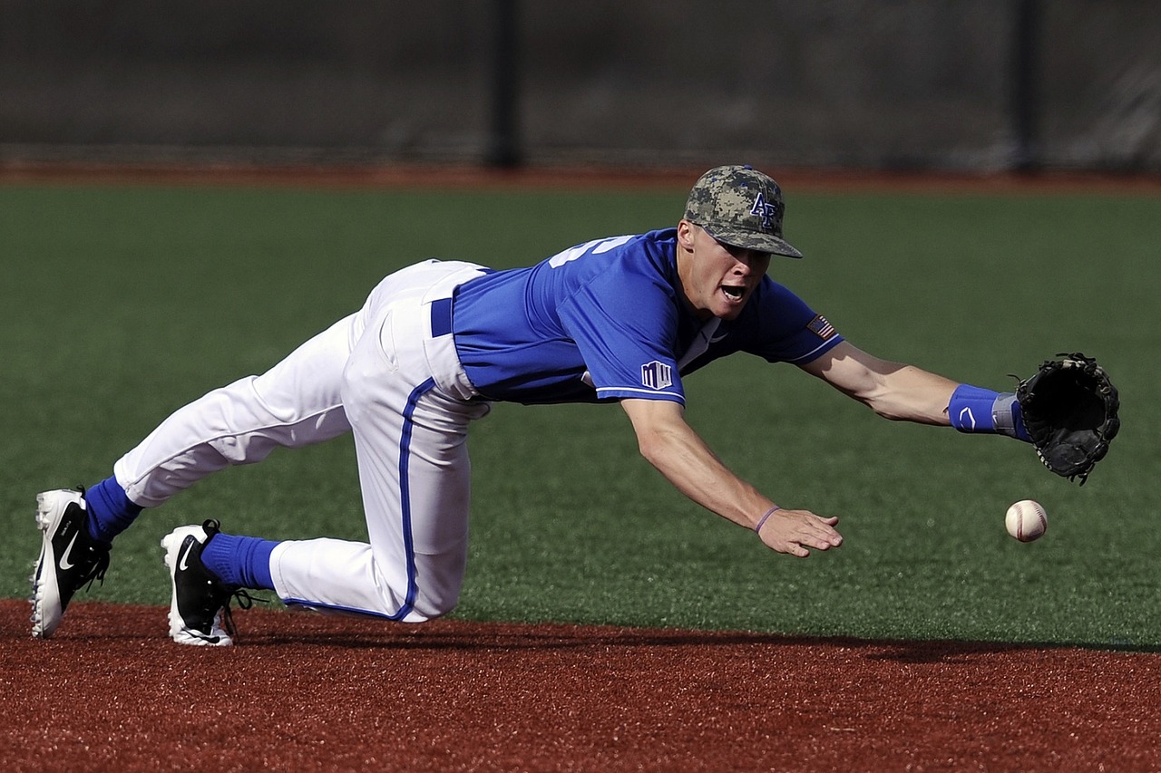 baseball-player-1045263_1280